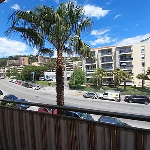 https://appartement-3-pieces-parking.fr-provencehotel.com